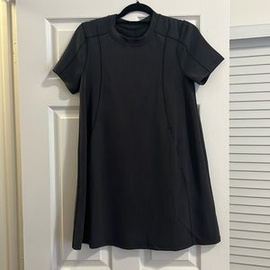 Lululemon dress new no tags size 4